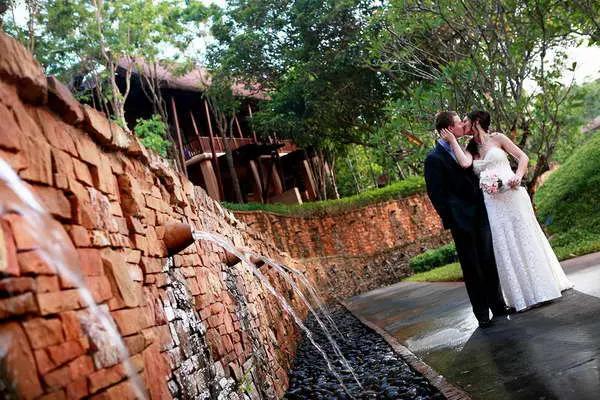 elopement wedding photographer service in Koh Tao